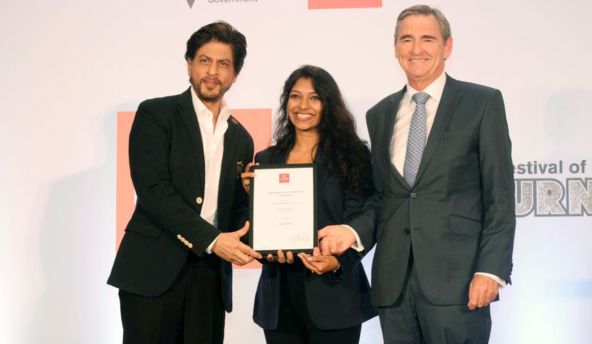 I’m a staunch believer in education : Shah Rukh Khan