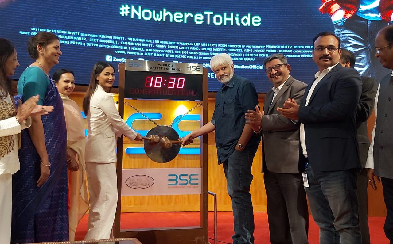 Zee Studios organised a special screening of Hacked at Bombay Stock Exchange with Vikram Bhatt and Hina Khan
