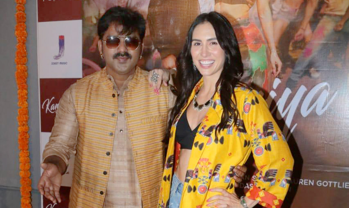 25+ million views of ‘Kamariya Hila Rahi Hai’ celebrated by JJust Music