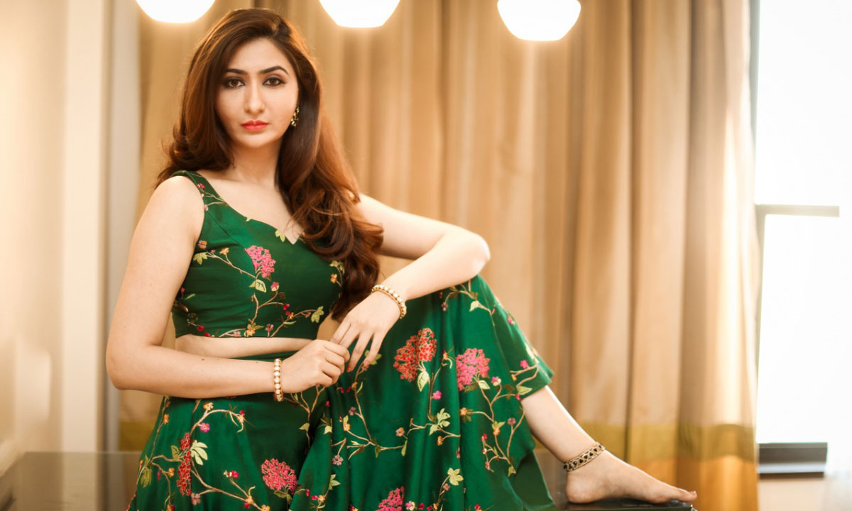 Harshada Patil says ‘Only Essentials are Essential’