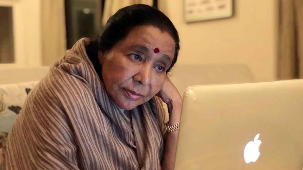 Asha Bhosle launches her You Tube channel with ‘Main Hoon’