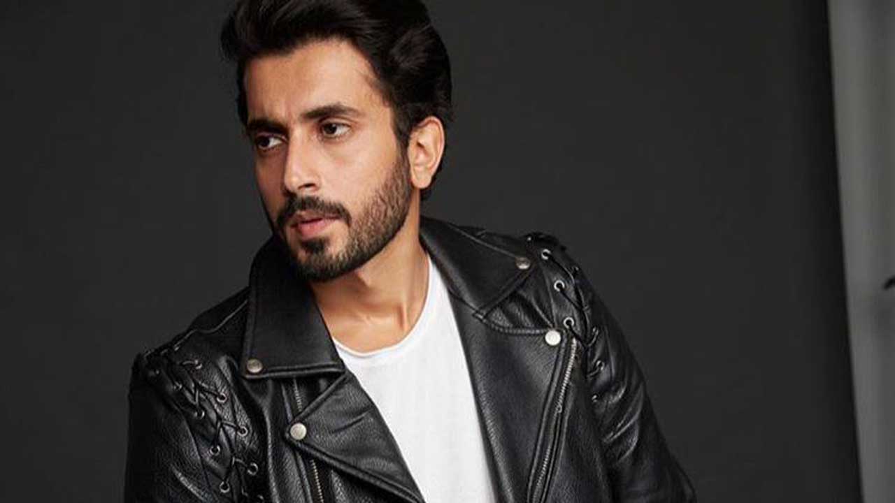 Debonair Sunny Singh’s wardrobe is full of some essential and stylish sartorial picks