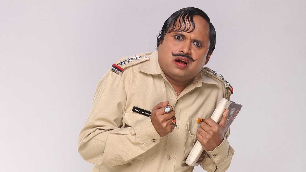 How Daroga Happu Singh’s daughter suspends him?