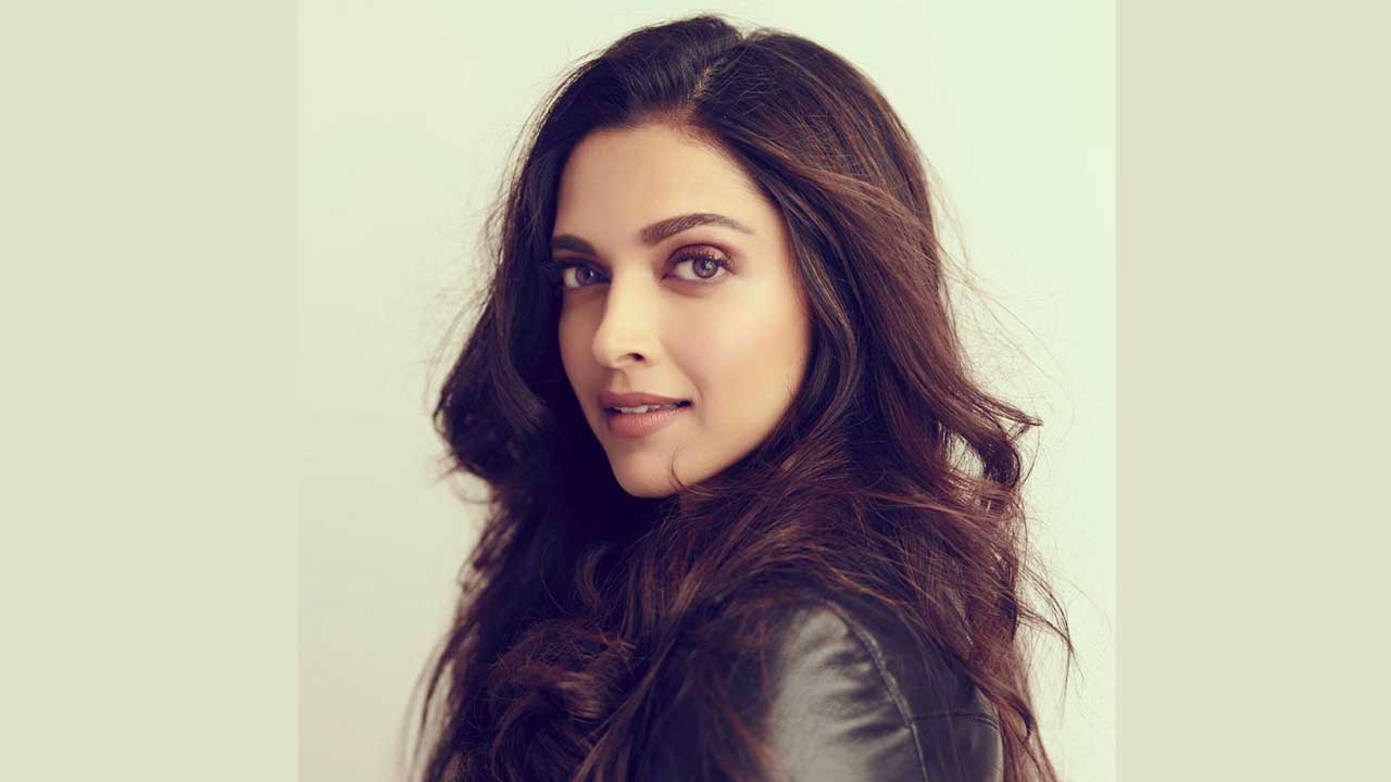 Deepika Padukone gets highest mentions on a popular photo sharing site