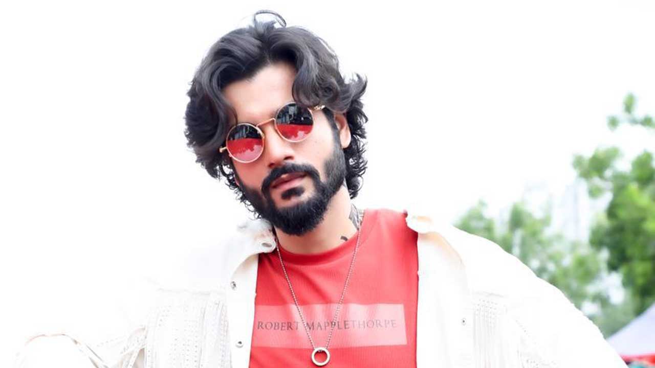 Sunny Kaushal’s rough and tough look in #TaaronKeShehar