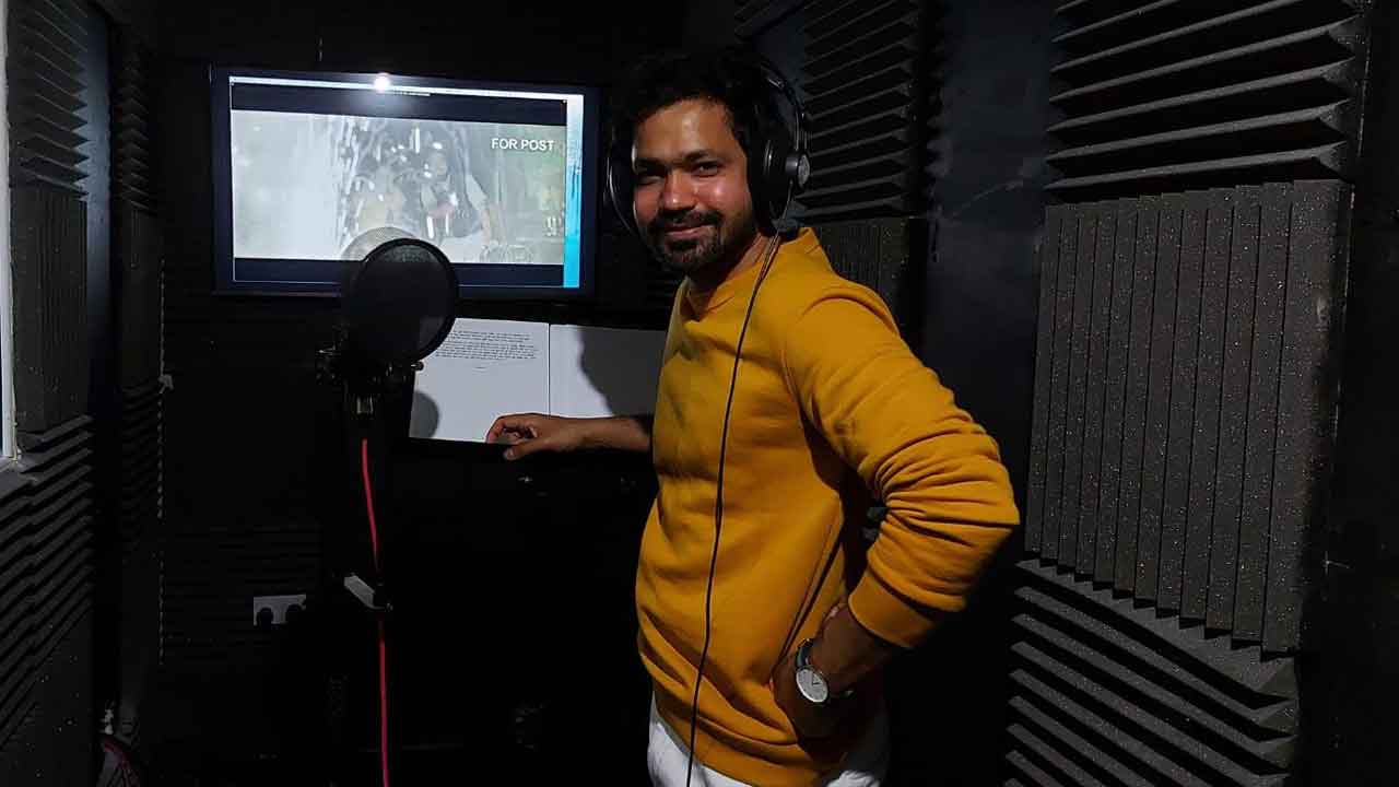 Suvrat Joshi dubbed ‘Goshta Eka Paithanichi’ in London