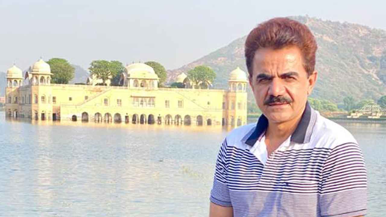 After visiting hometown Shahpura, Ashok Beniwal enjoys a short trip to Jaipur