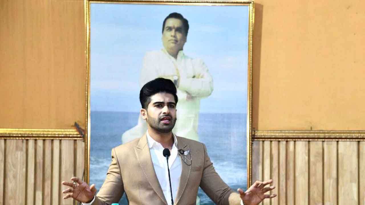 At WPSRP, Darasing Khurana speaks on ‘Climate change – Impact on world peace’