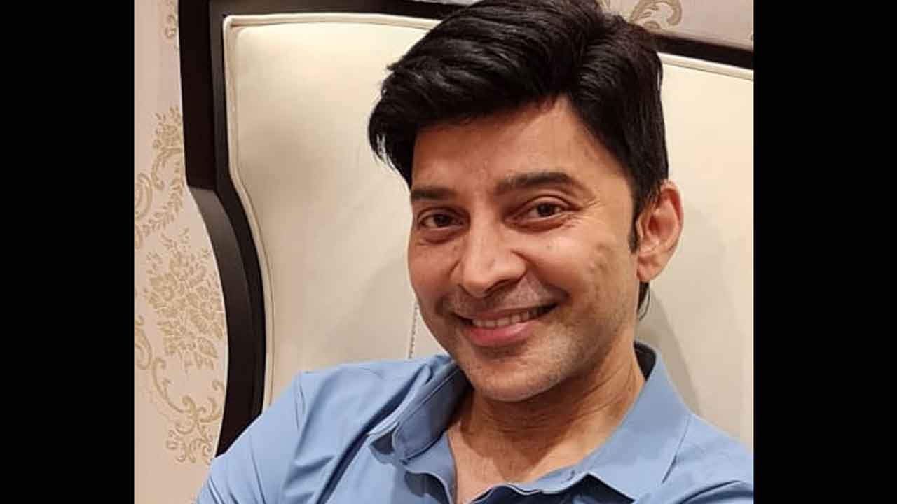 Karan Aanand experiences positive side of social media