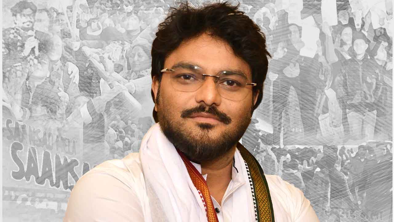 Babul Supriyo reminisces about Maradona, ‘He never Kicked the ball – He Caressed it’