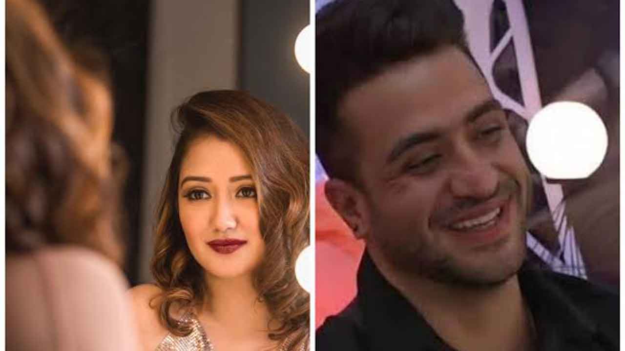 BB 12 contestant Roshmmi Banik backs Aly Goni to be a winner!