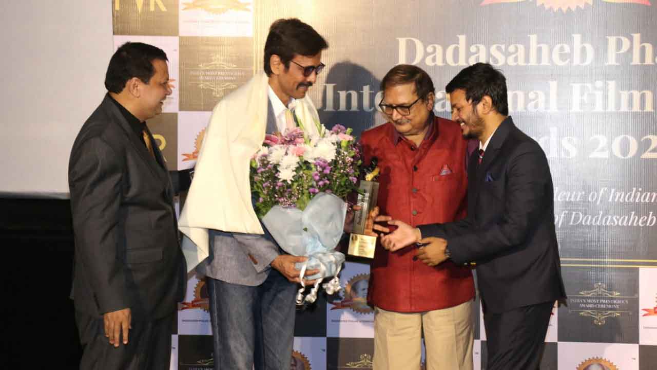 Kay Kay Menon adjusted as “Most Versatile Actor” at DPIFF Awards 2021