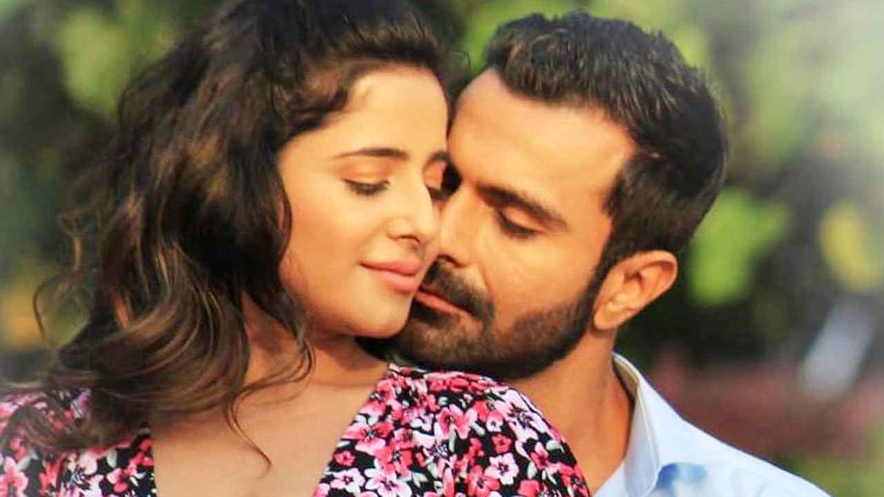 Kate Sharma and Ashmit Patel in ‘Roohdaar’