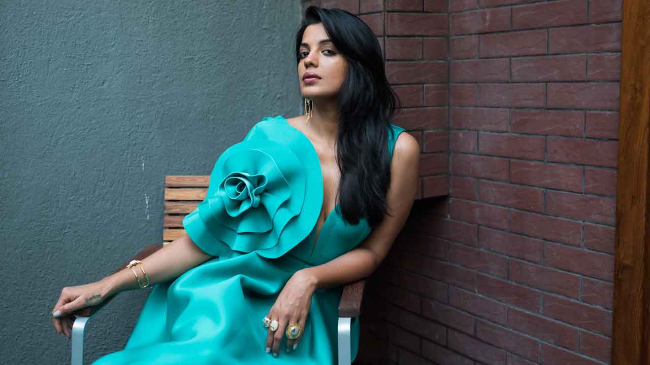 Mugdha Godse gets associated with FM Business Awards at Jaipur