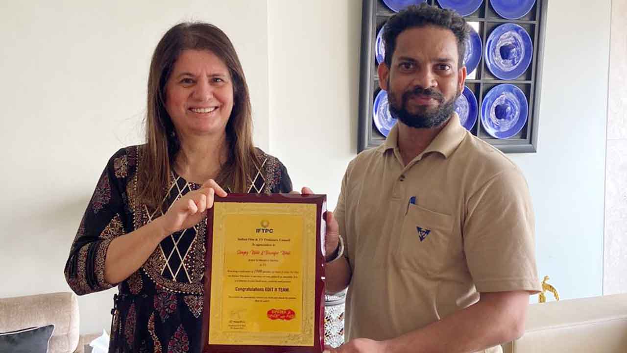 IFTPC honours ‘Bhabiji Ghar Par Hai!’!