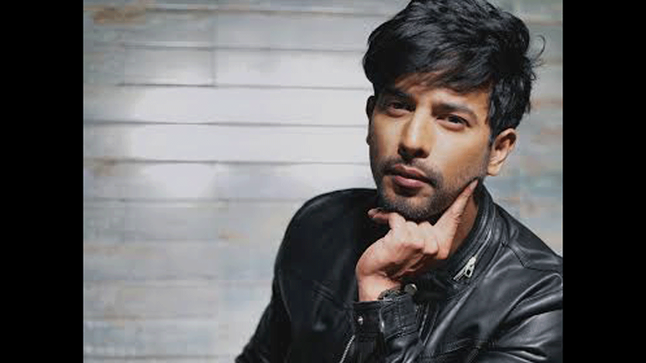 Sehban Azim says, ‘Nobody looks better than me wearing the ACP onscreen uniform’!