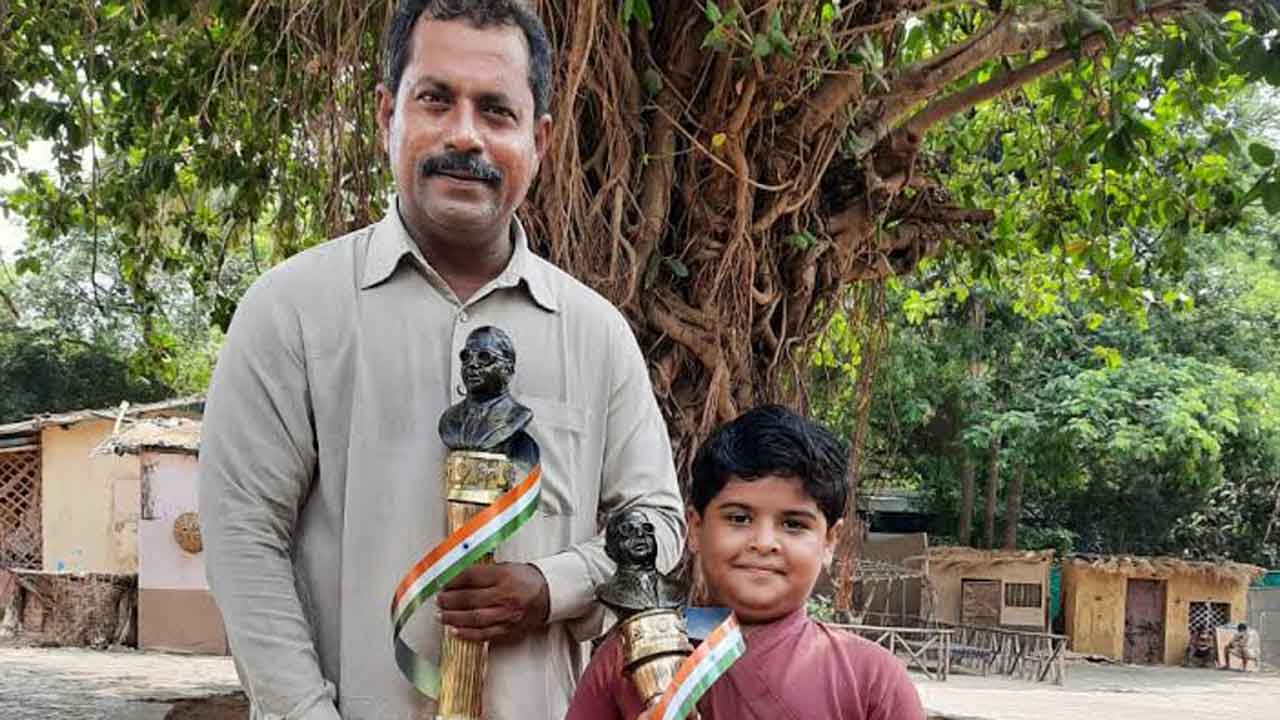 Actors Aayudh Bhanushali and Jagganath Nivangune win 11th Bharat Ratna Dr Ambedkar Award!