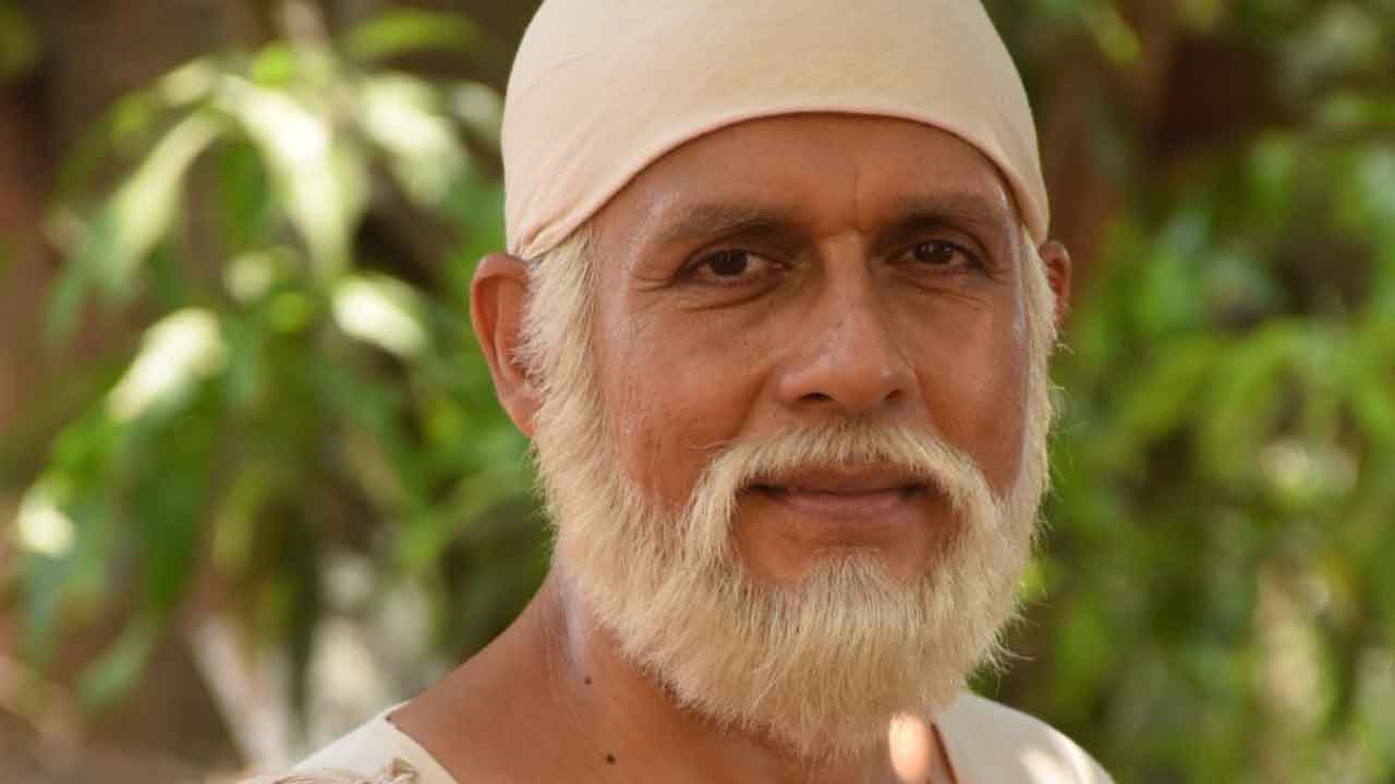 Tushar Dalvi says, ‘To be able to achieve enlightenment in life, it is critical to fulfill responsibilities towards family first’!