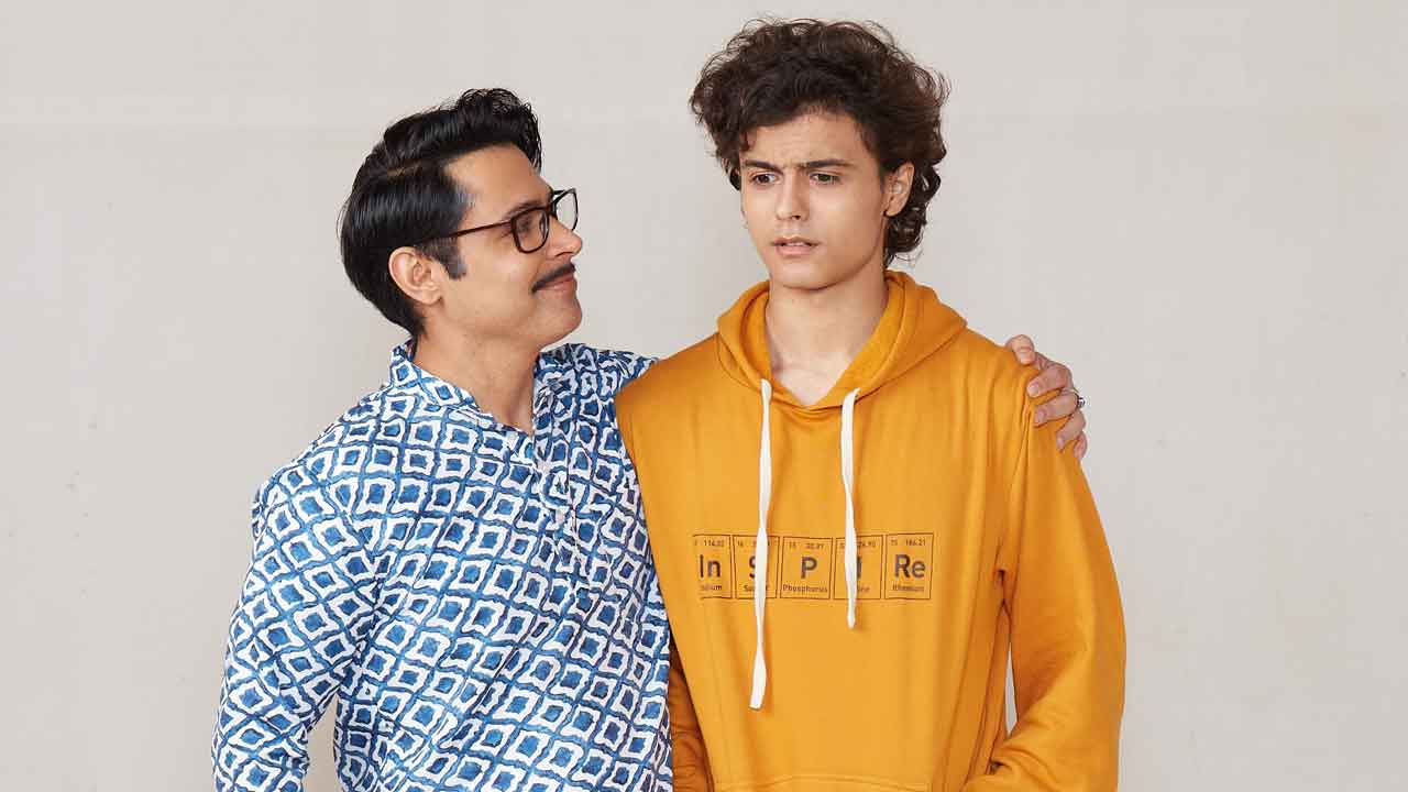 In ‘Tera Yaar Hoon Main’, Rishabh moves out of the house!