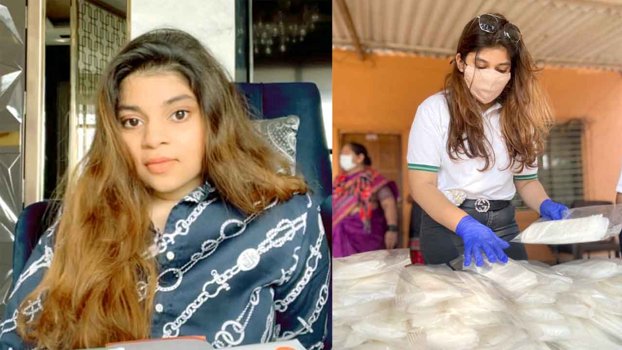 A 16-year-old intern at YGPT, Samreedhi Bajaj, distributes biodegradable sanitary pads!