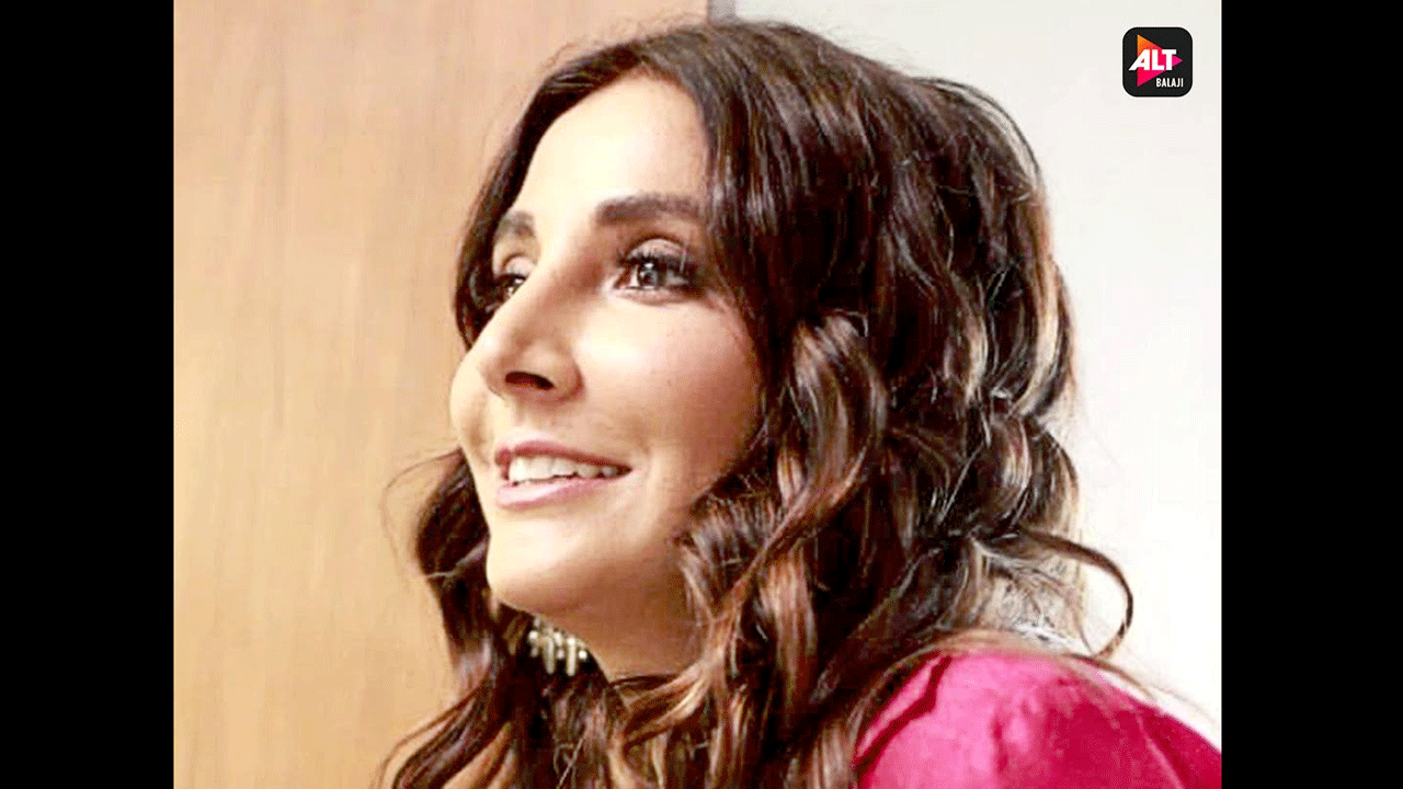 ‘The Married Woman’ actor Monica Dogra displays immense gratitude towards Ekta Kapoor!