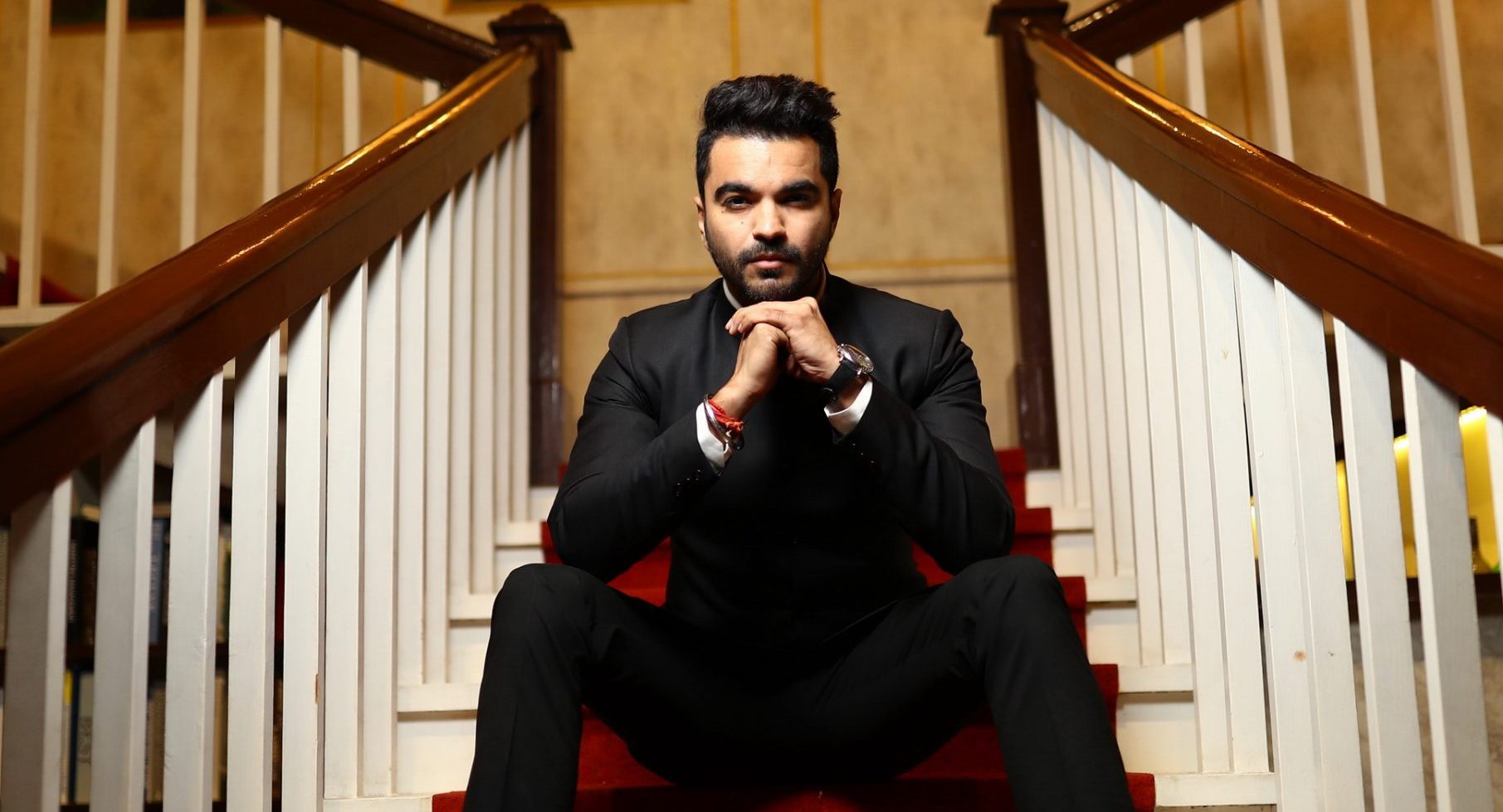 Anchor Rahul Bhatia admits, ‘Mr Amitabh Bachchan and Salman Khan are the two people I really look up to’!