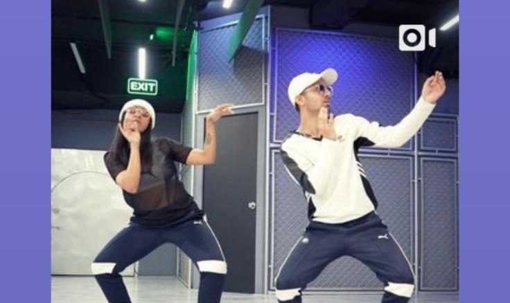 Sanjay Dutt gets nostalgic watching  ‘Aaila Re’ being recreated!