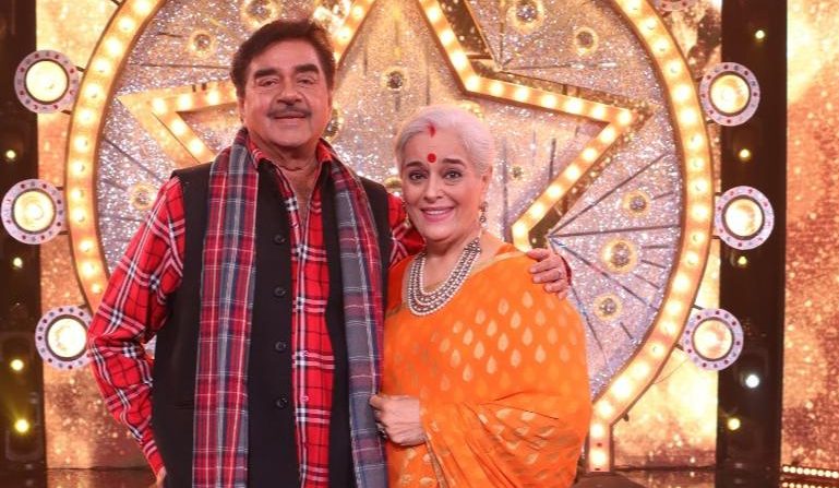 Shatrughan Sinha and Poonam Sinha visit ‘Indian Idol Season 12’ sets!