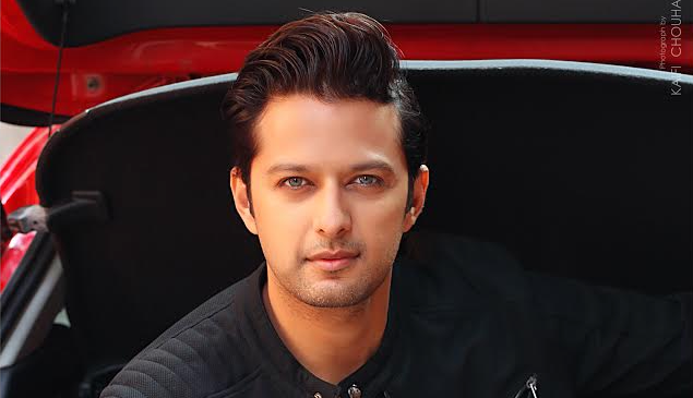 Vatsal Sheth is adjusted as the most desirable man of 2020!