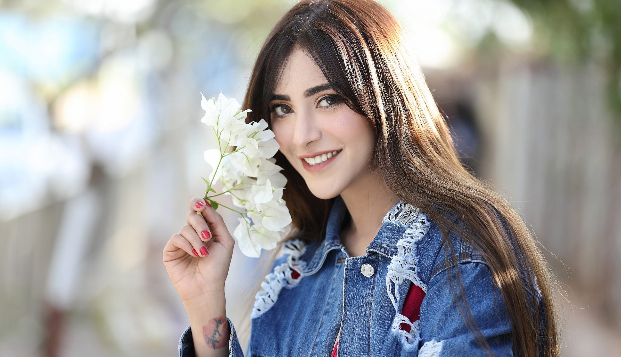 Angela Krislinzki says, ‘For ‘Tauba Tera Jalwa’, I first shot f or my glam parts and then gained weight for the housewife part!