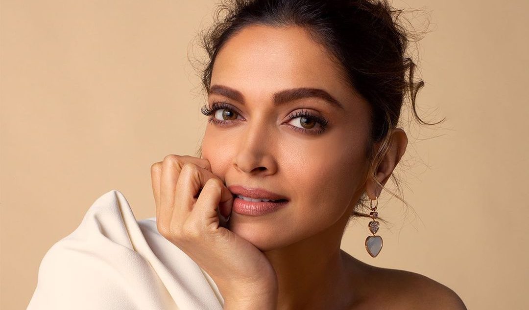 For the first time Deepika Padukone will be bringing her “xXx” action avatar to the Indian cinema in ‘Pathan’ !