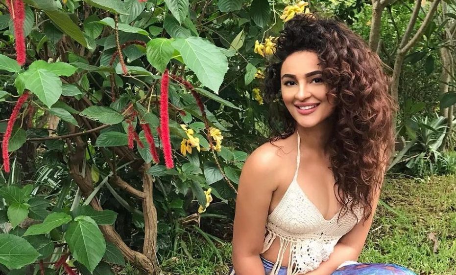 Seerat Kapoor makes a style statement with yesteryear’s fashion trend, Bell-Bottoms!