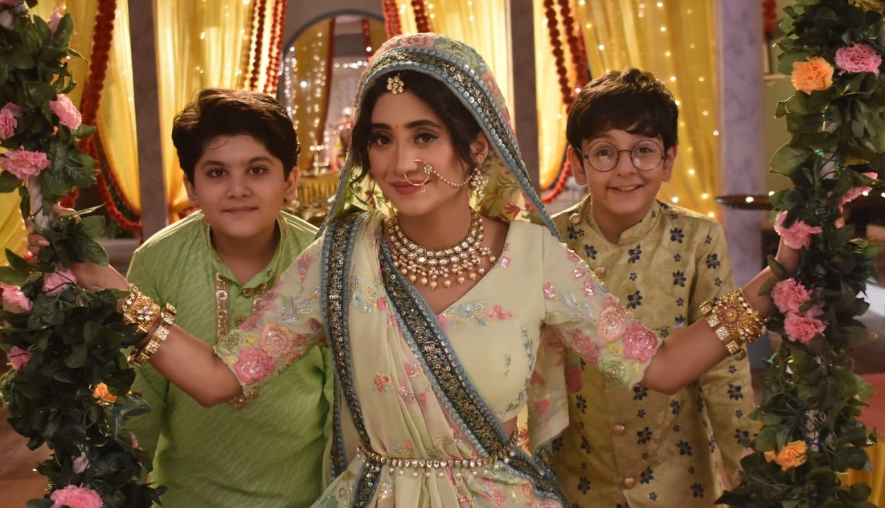 In ‘YRKKH’, Sirat very confidently tells the media that she did not murder Ranveer!