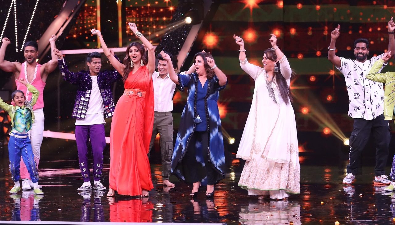 In SD-C4 Raveena Tandon and Shilpa Shetty set the stage on fire, Farah Khan gets emotional!