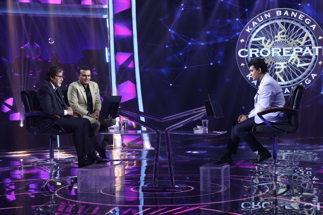 Big B reminisces about the day he sang the National Anthem in KBC 13!