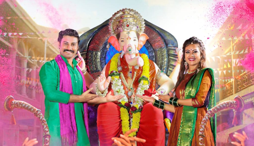 #SheetalAhirRao and #SanchitChowdhary feature in Pickle music’s “Ganapati Anagnat Nachto”!
