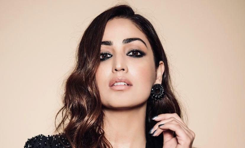 Yami Gautam lives up to her promise by keeping us hooked to our screen throughout the film ‘Bhoot Police’!