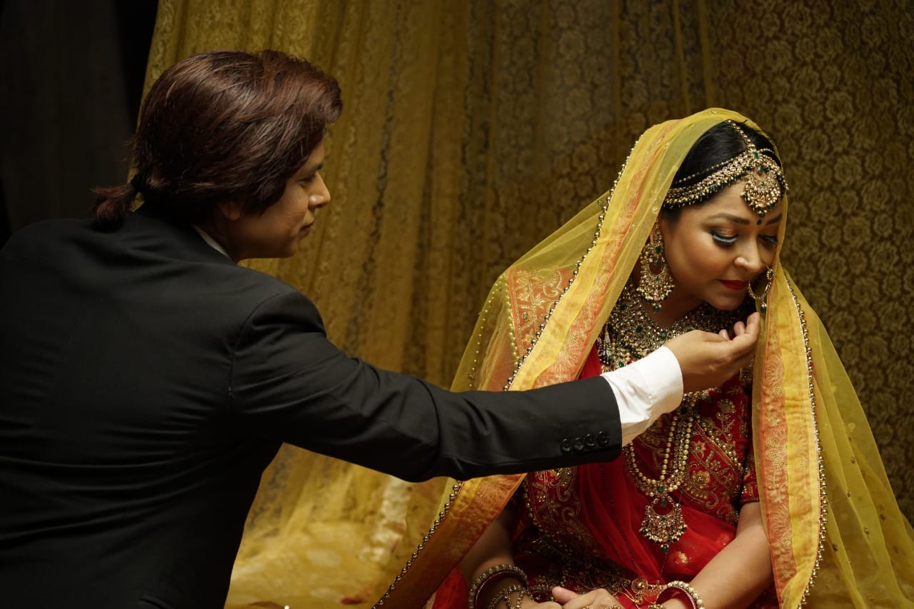 Courageous Producer #ShrikantWalde releases ‘#Premaatur’ in theatres!