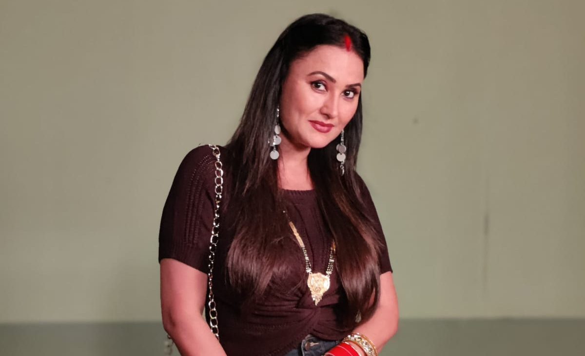 Want a healthier heart? Listen to what &TV artists say!