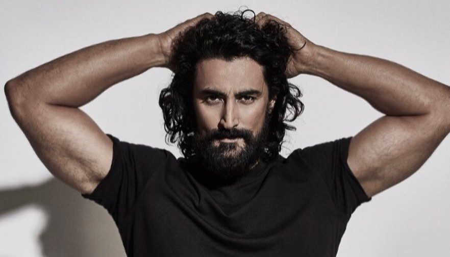 #HappyBirthday Kunal Kapoor!