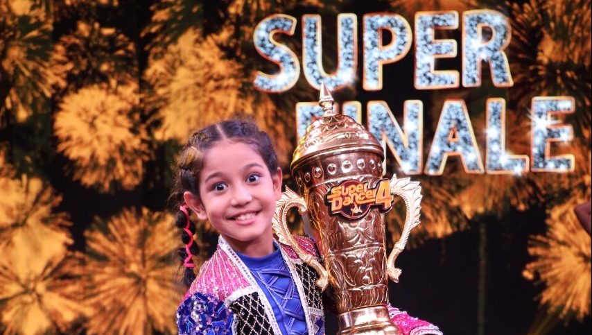 Florina Gogoi from Jorhat, Assam wins the title of Super Dancer – Chapter 4 trophy!