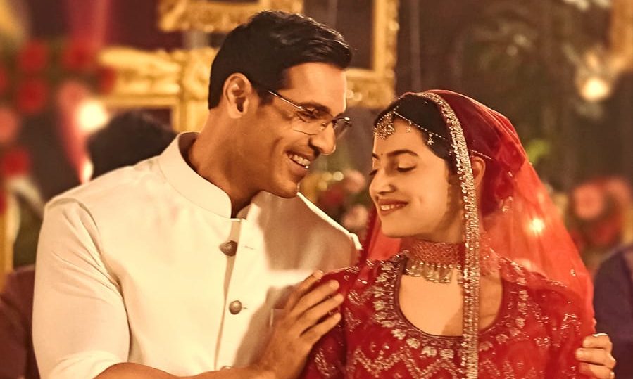 Witness the beautiful chemistry between John Abraham and Divya Khosla Kumar in ‘Meri  Zindagi Hai Tu’ from ‘SJ2’!