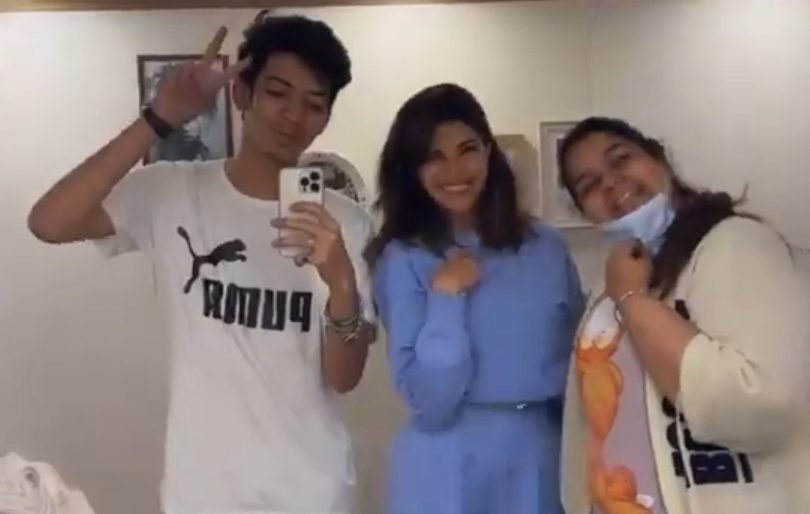 Jacqueline Fernandez celebrates her hair stylists’ birthday on the sets of ‘#RamSetu’!