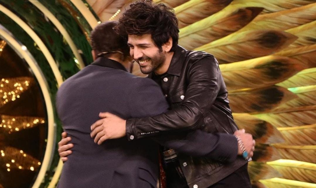 Kartik Aaryan requests #SalmanKhan, “Mujhe bhoolna mat jab aap director ban jao”!