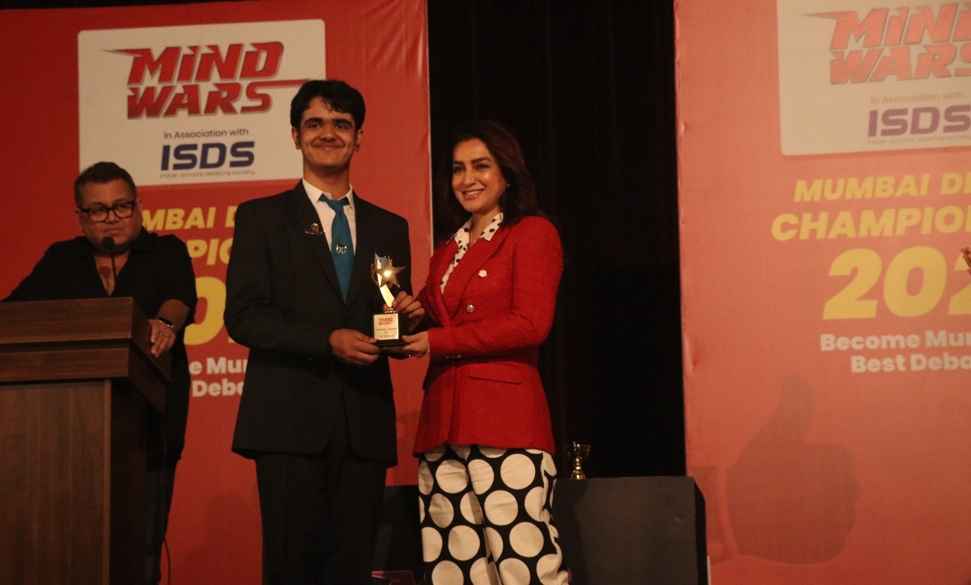 Zee Entertainment’s Mind Wars’ First Mumbai Debate won by #ArvindLyengar from #BombayScottishSchool-Powai!