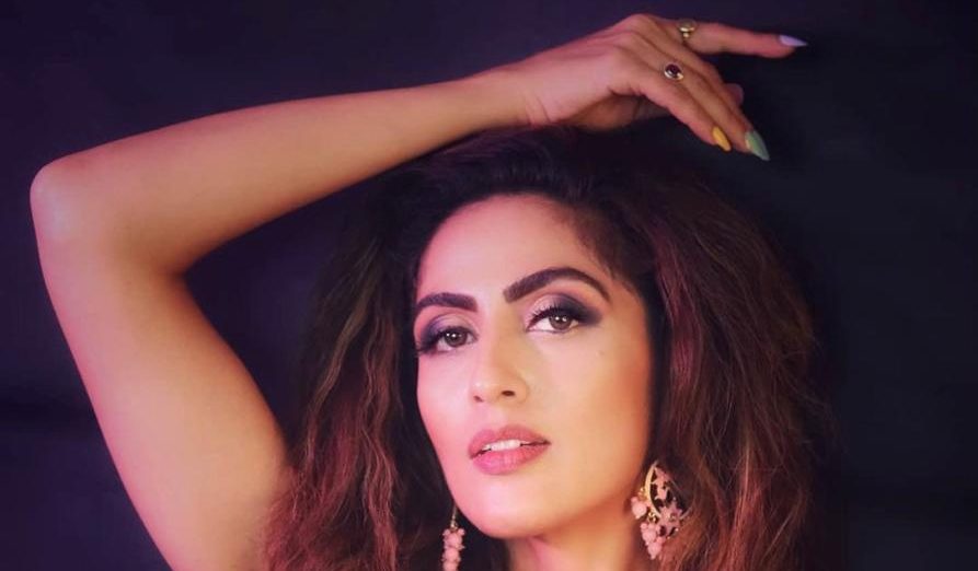 Monika Khanna says that her character Rangoli from Chickoo Ki Mummy Door Kei is upfront and rowdy!