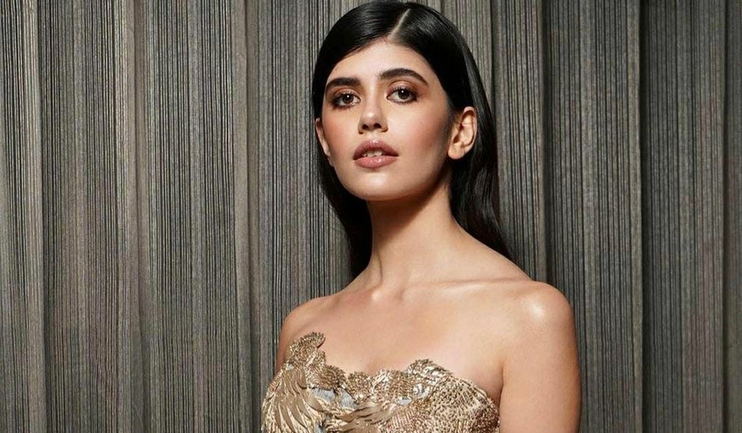 Check out young sensation Sanjana Sanghi’s most stunning pieces!