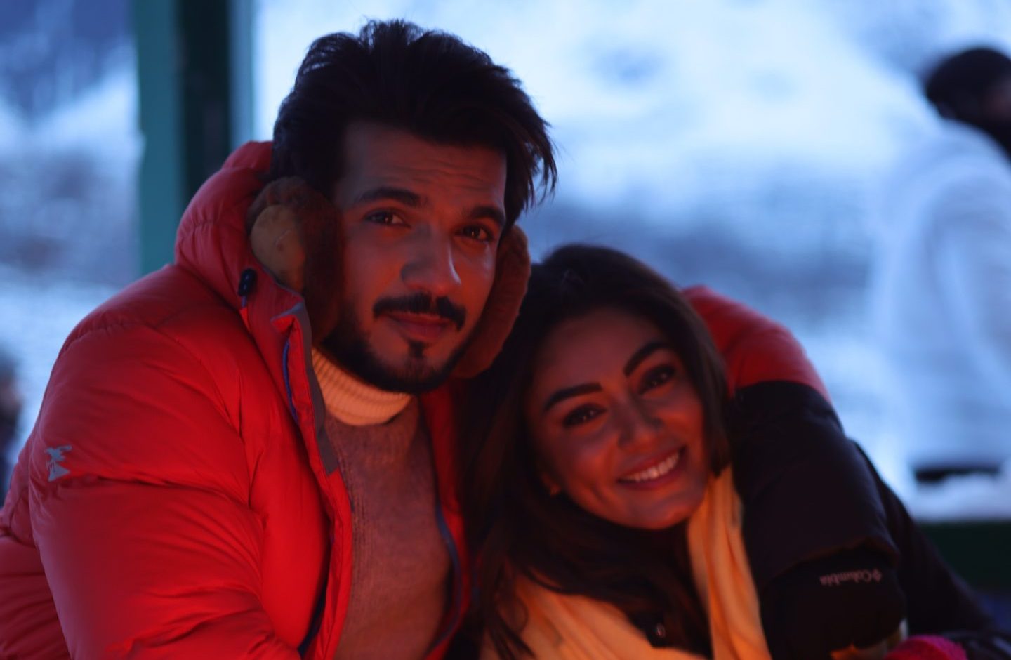 Arjun Bijlani and Sana Makbul spotted in the snow-clad mountains of Kashmir!