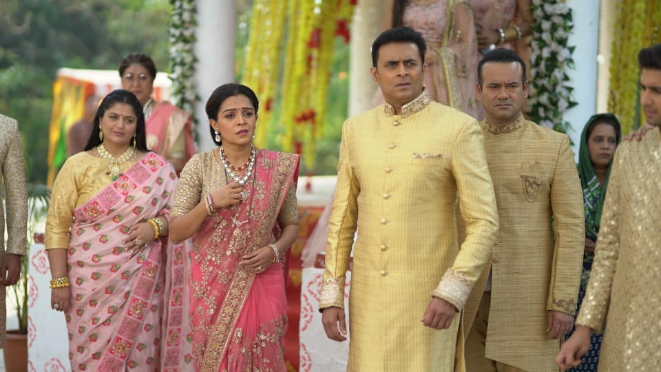 In ‘YRKKH’, Akshara apologises to the family but Manish asks her not to call him Bade Papa!