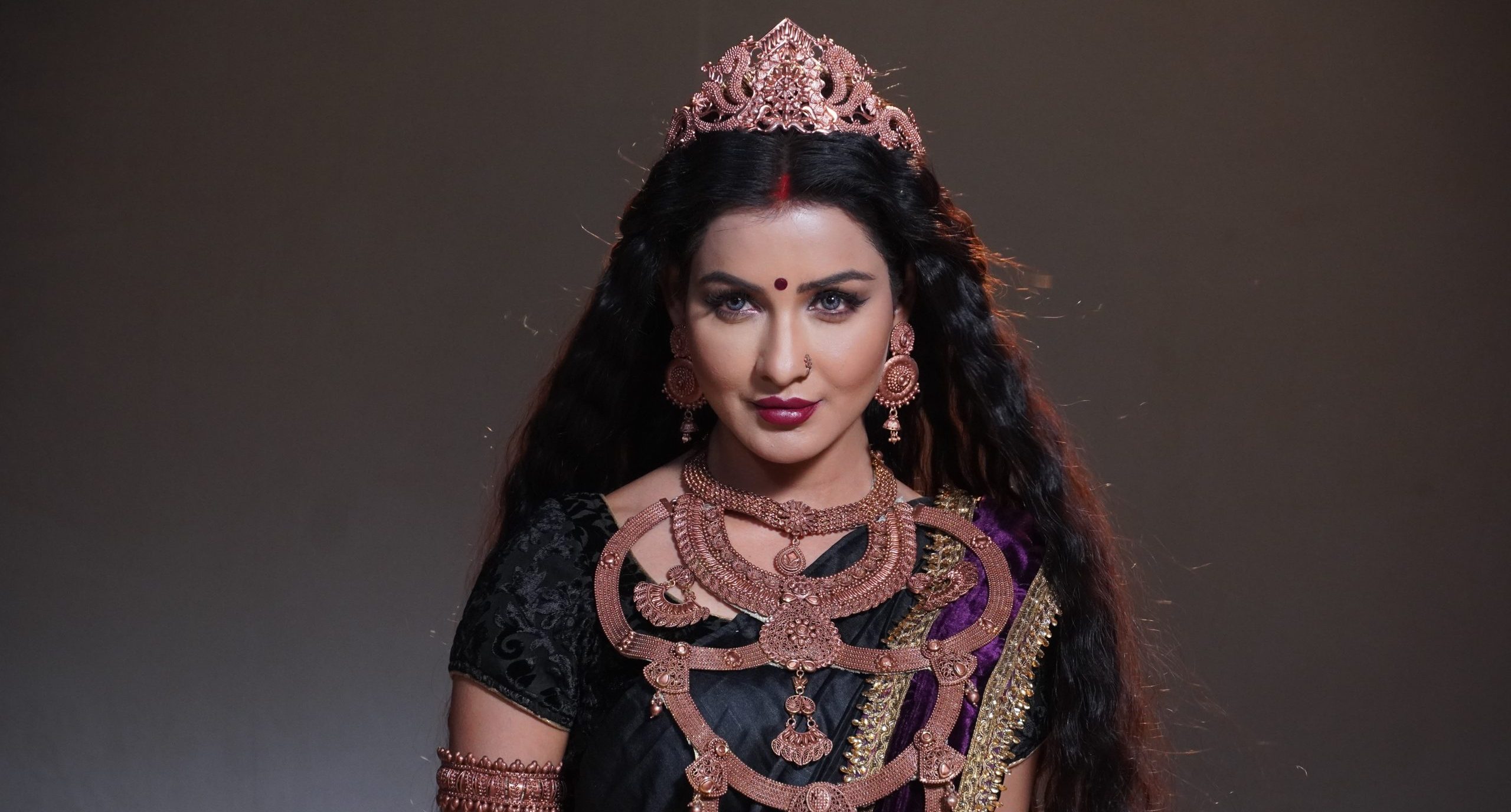 In ‘Shubh Laabh – Aapkey Ghar Mein’, Savita is forced out of her own house!